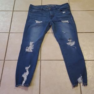 American Eagle distressed jeggings